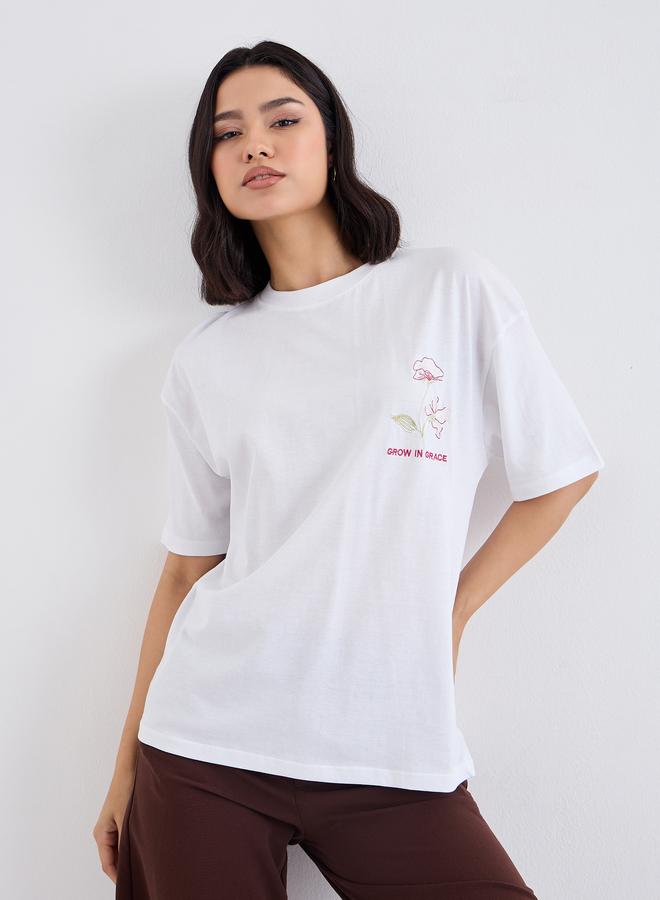 Styli Women White Exaggerated Shoulder Oversized T-Shirt - Image 1